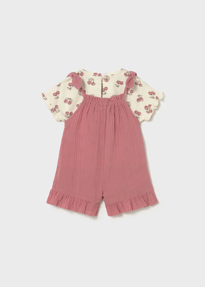 Conjunto peto y playera estampada bebé